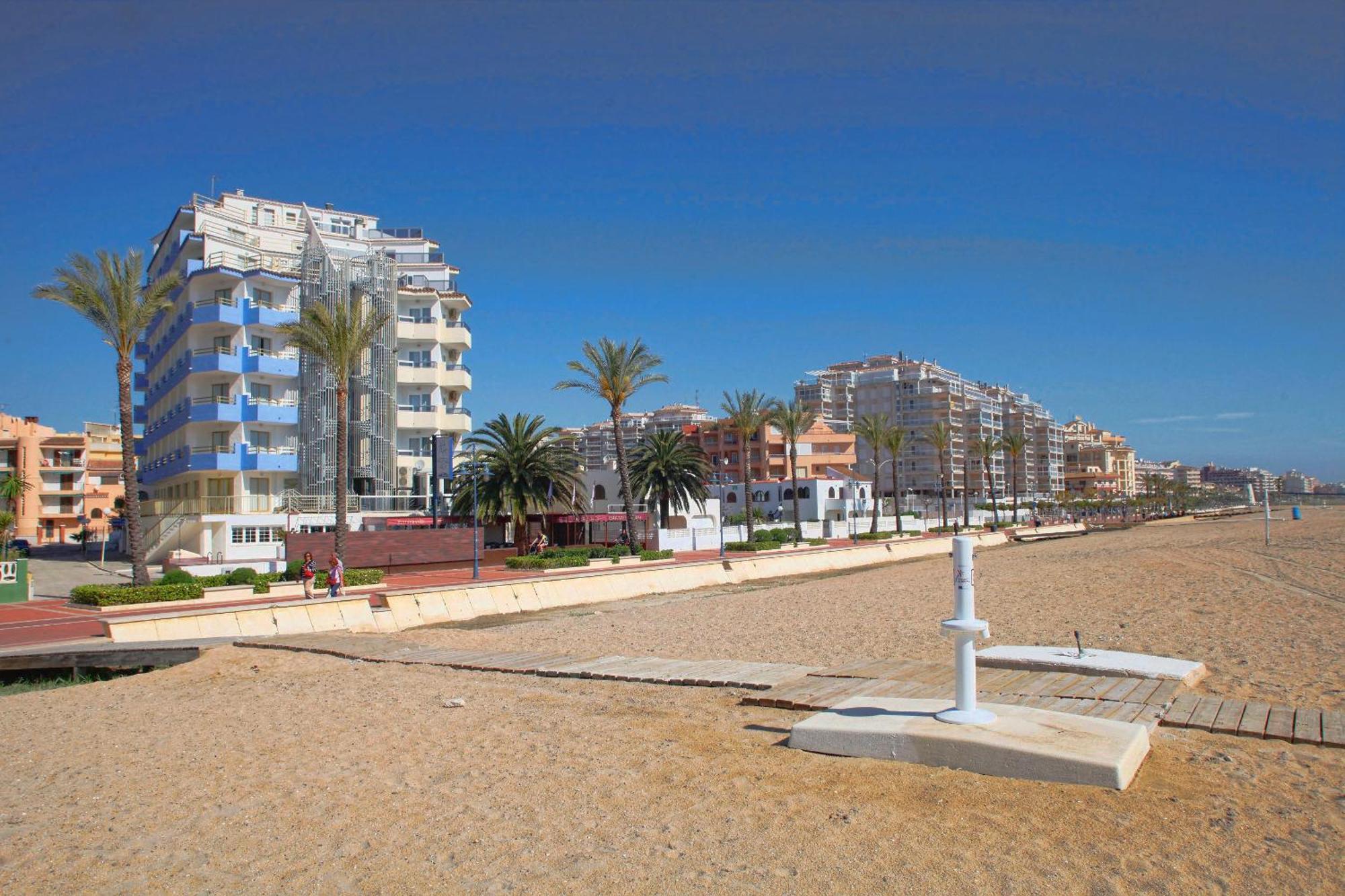 Sunday'S Beach Peniscola Luaran gambar